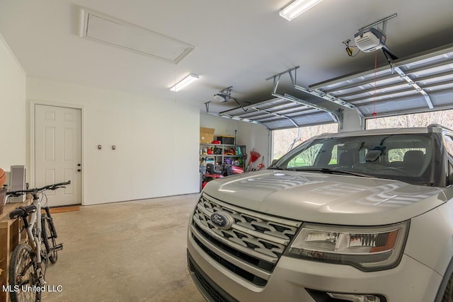 29 Club Dr, Natchez, MS 39120 - garage with a garage door opener