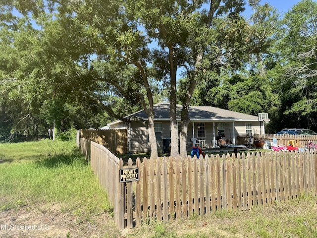 900 Orange St, Ocean Springs, MS 39564 - view of front facade