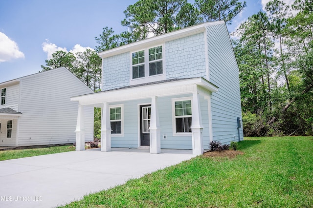 view of front of property with a front yard