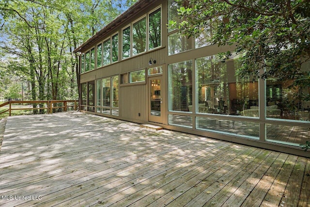1844 Eastover Dr, Jackson, MS 39211 - view of wooden terrace