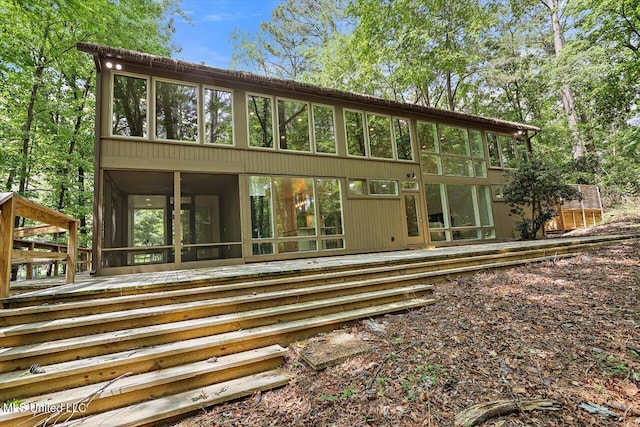 1844 Eastover Dr, Jackson, MS 39211 - back of house with a sunroom