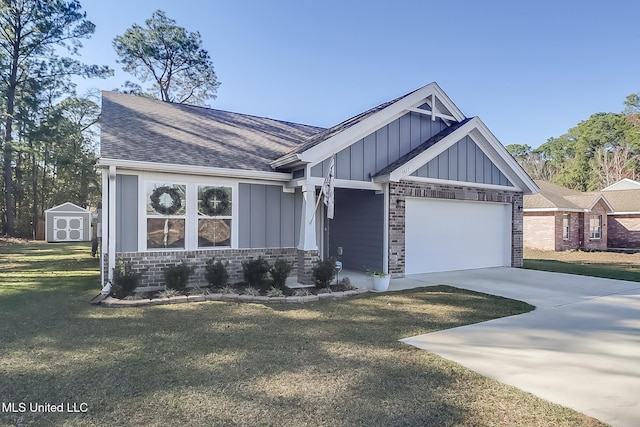 craftsman-style house with a garage and a front lawn