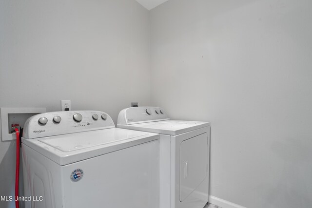 2869 Honduras Dr, Gautier, MS 39553 - washroom featuring washer and dryer