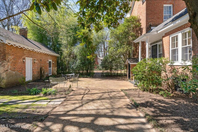 495 Salem Ave, Holly Springs, MS 38635