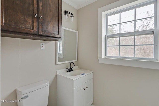 127 Autumn Dr, Vicksburg, MS 39180 - bathroom featuring ornamental molding, vanity, and toilet