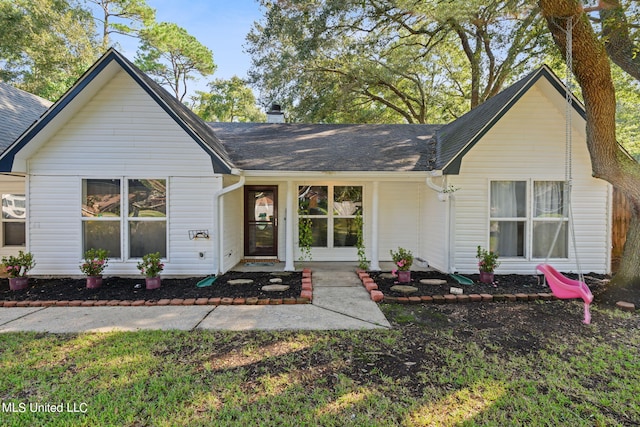 view of front of property