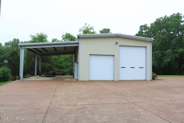445 Carey Chapel Rd, Red Banks, MS 38661 - garage featuring a garage