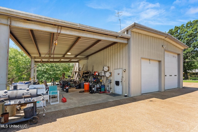 445 Carey Chapel Rd, Red Banks, MS 38661 - garage with a garage