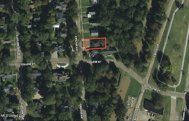 315 S Bolivar Ave, Cleveland, MS 38732 - aerial overview of property's location with property boundaries highlighted