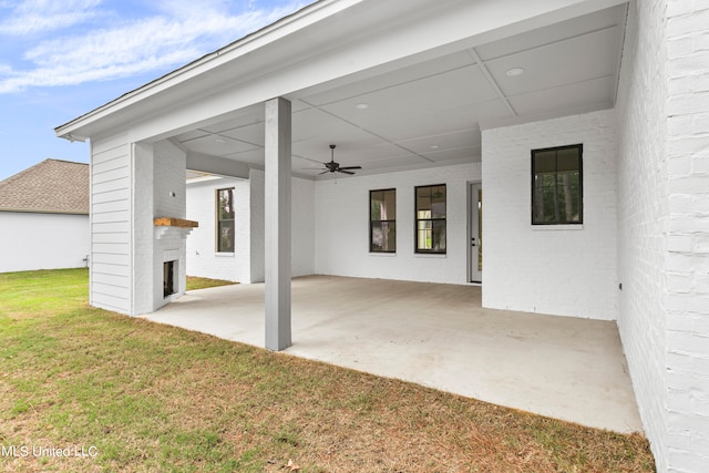 view of patio with ceiling fan