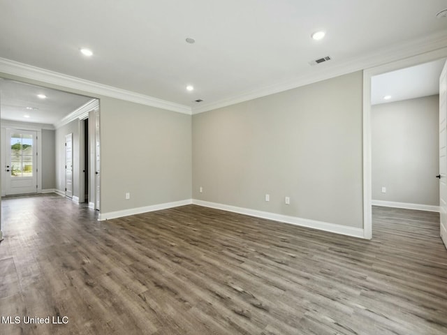 10507 Glade Cv, Gulfport, MS 39503 - unfurnished room with baseboards, visible vents, ornamental molding, and recessed lighting