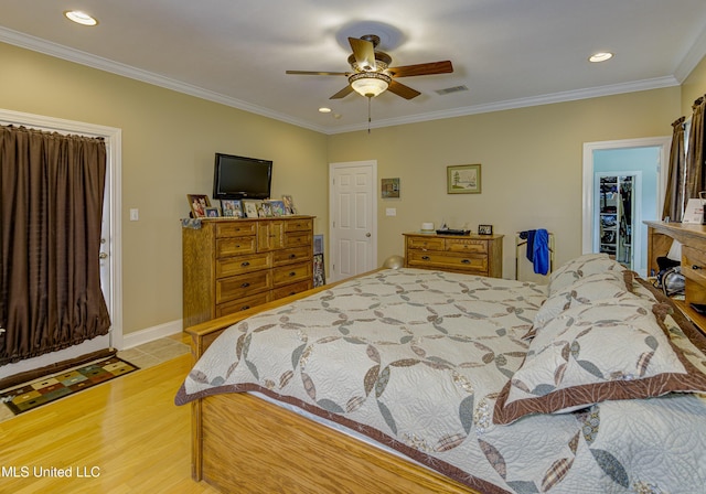102 Grand Bear Cir, Vicksburg, MS 39183 - bedroom with visible vents, ornamental molding, and recessed lighting