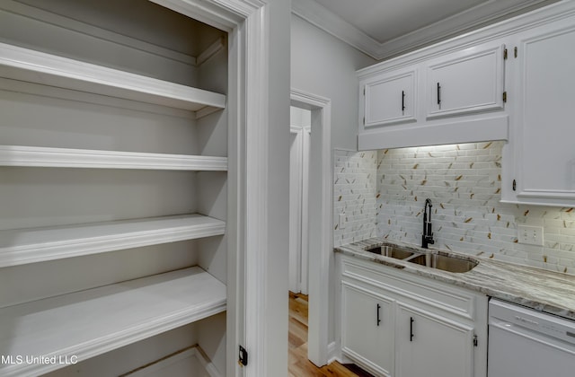 105 Lilac Ct, Madison, MS 39110 - pantry with a sink