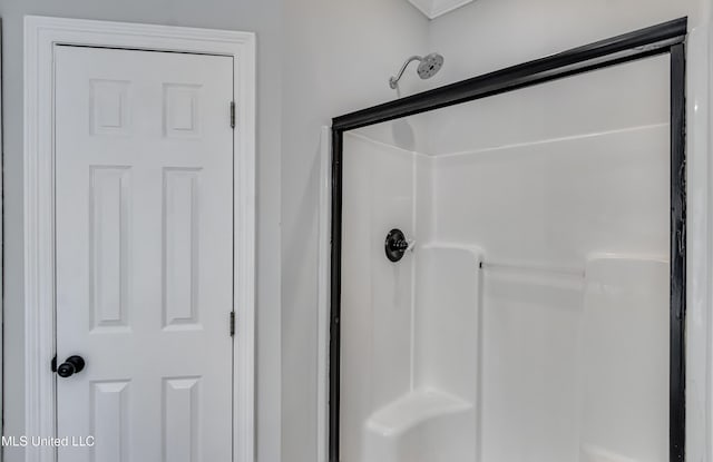105 Lilac Ct, Madison, MS 39110 - full bathroom with a shower