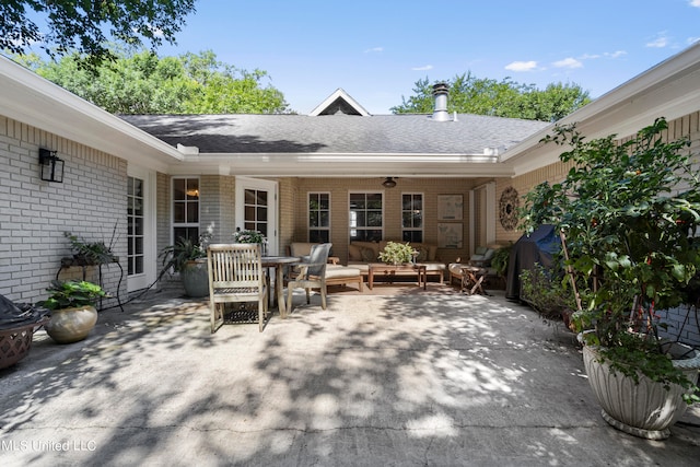 view of patio featuring outdoor lounge area