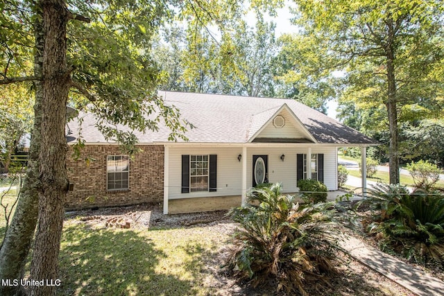 ranch-style house with a front yard