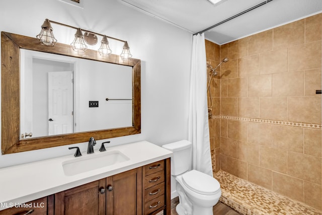 5423 Kaiki Dr, Diamondhead, MS 39525 - full bath with vanity and tiled shower