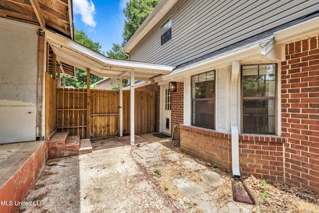 5423 Kaiki Dr, Diamondhead, MS 39525 - view of patio with a gate