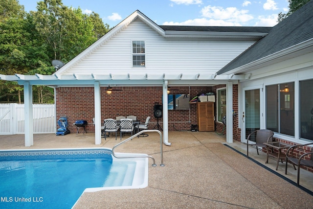 4424 Rebekah Dr, Olive Branch, MS 38654 - swimming pool with a patio and outdoor dining area