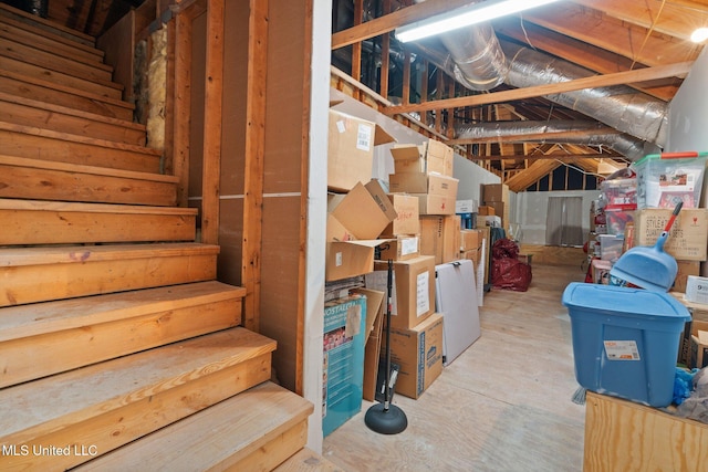 4424 Rebekah Dr, Olive Branch, MS 38654 - below grade area with stairs