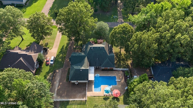 4424 Rebekah Dr, Olive Branch, MS 38654 - view from above of property featuring a pool