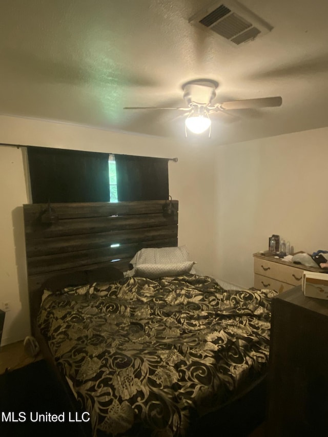 351 E Academy St, Canton, MS 39046 - bedroom with ceiling fan