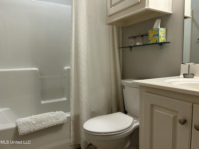 153 Bradfield Rd, Gluckstadt, MS 39110 - bathroom featuring shower / tub combo, toilet, and vanity