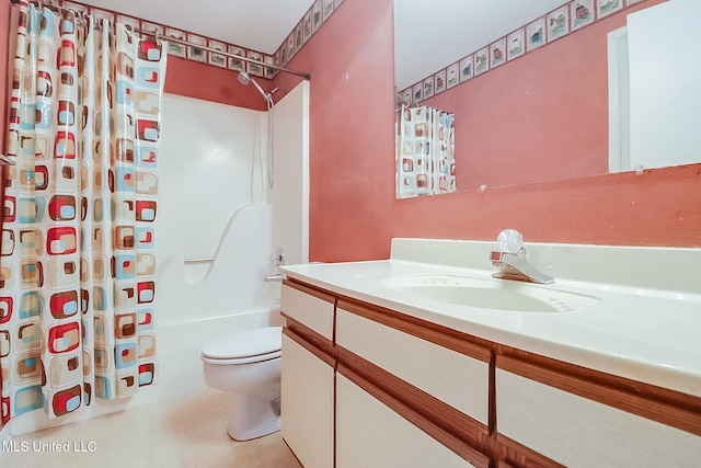 full bathroom featuring shower / bath combination with curtain, vanity, and toilet