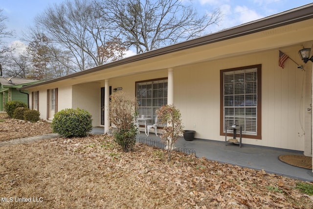 view of property entrance