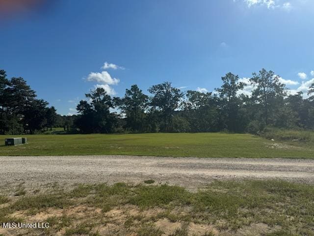 Listing photo 2 for Marys Way, Diberville MS 39540