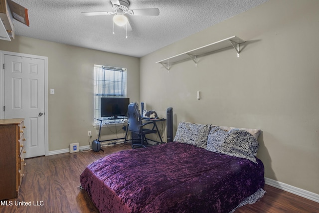172 Briarfield Ave, Biloxi, MS 39531 - bedroom featuring a textured ceiling, wood finished floors, and a ceiling fan