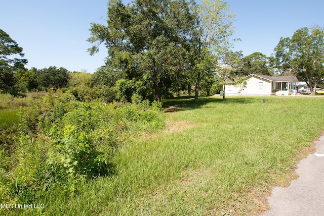808 Communy Ave, Pascagoula, MS 39567