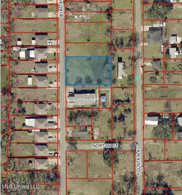 10068 Byrd Ave, Diberville, MS 39540