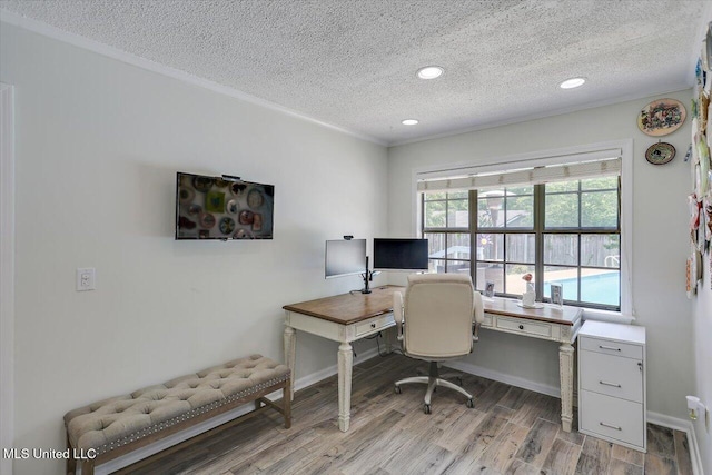 110 Stonington Ct, Brandon, MS 39047 - office with a textured ceiling, light wood-style flooring, and recessed lighting