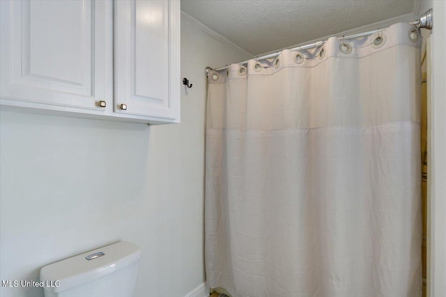 110 Stonington Ct, Brandon, MS 39047 - bathroom with ornamental molding, a textured ceiling, and a shower with curtain
