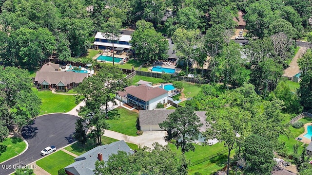 110 Stonington Ct, Brandon, MS 39047 - aerial view of property's location featuring a pool area
