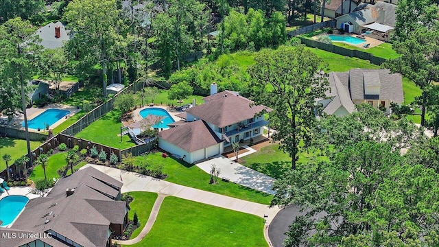 110 Stonington Ct, Brandon, MS 39047 - aerial view of a pool