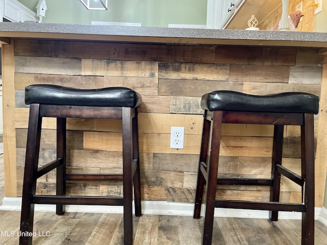 5269 Blocker St, Olive Branch, MS 38654 - detailed view of wood finished floors and wooden walls