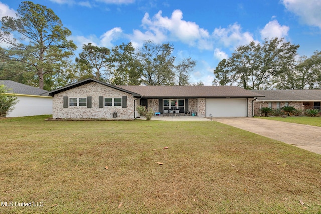 single story home featuring a front yard and a garage