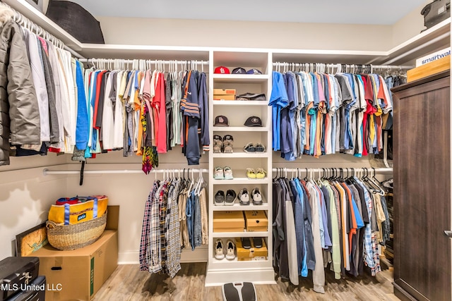 127 Grande View Dr, Biloxi, MS 39531 - spacious closet with wood finished floors