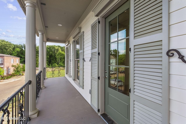 balcony with a porch