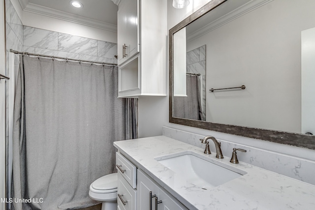 625 Wild Horse Ln, Brandon, MS 39042 - bathroom featuring ornamental molding, vanity, a shower with shower curtain, and recessed lighting