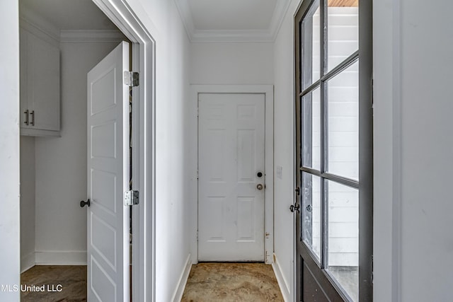 625 Wild Horse Ln, Brandon, MS 39042 - entryway with baseboards and ornamental molding