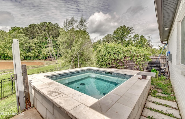 625 Wild Horse Ln, Brandon, MS 39042 - view of swimming pool with an in-ground hot tub