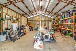 381 Parkinson Rd, Flora, MS 39071 - view of garage