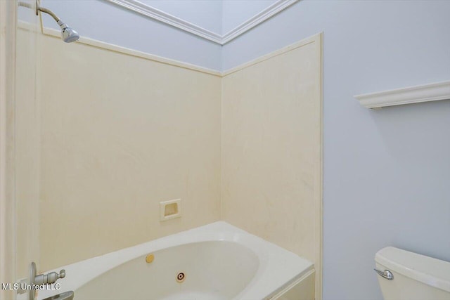 143 Glenwood Dr, Madison, MS 39110 - full bath with a tub with jets and toilet