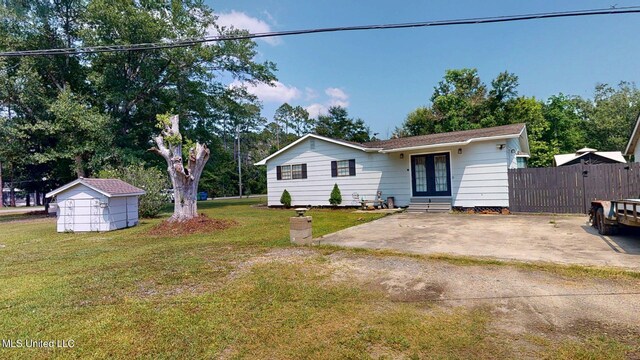 6400 Hans Rd, Moss Point, MS 39562 - single story home with french doors