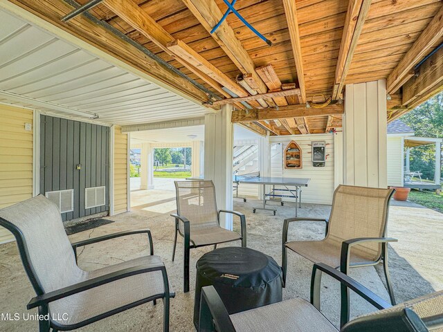 6085 Apache Dr, Kiln, MS 39556 - view of patio