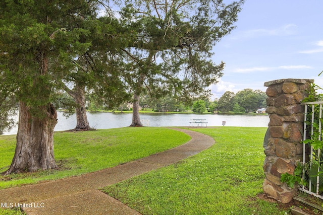 view of yard with a water view