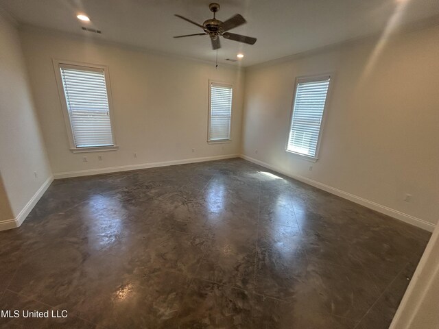1306 Robert E Lee Dr, Greenwood, MS 38930 - unfurnished room with ceiling fan, recessed lighting, and concrete flooring